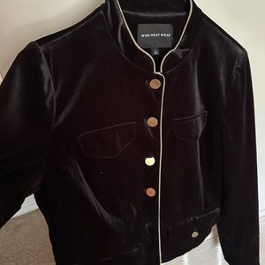 Size L Who What Wear black & gold velvet cropped blazer